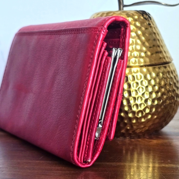 Money Maker Genuine Leather Women's Clip Red Purse RFID 5 Cards, Classic Wallet - Picture 11 of 15